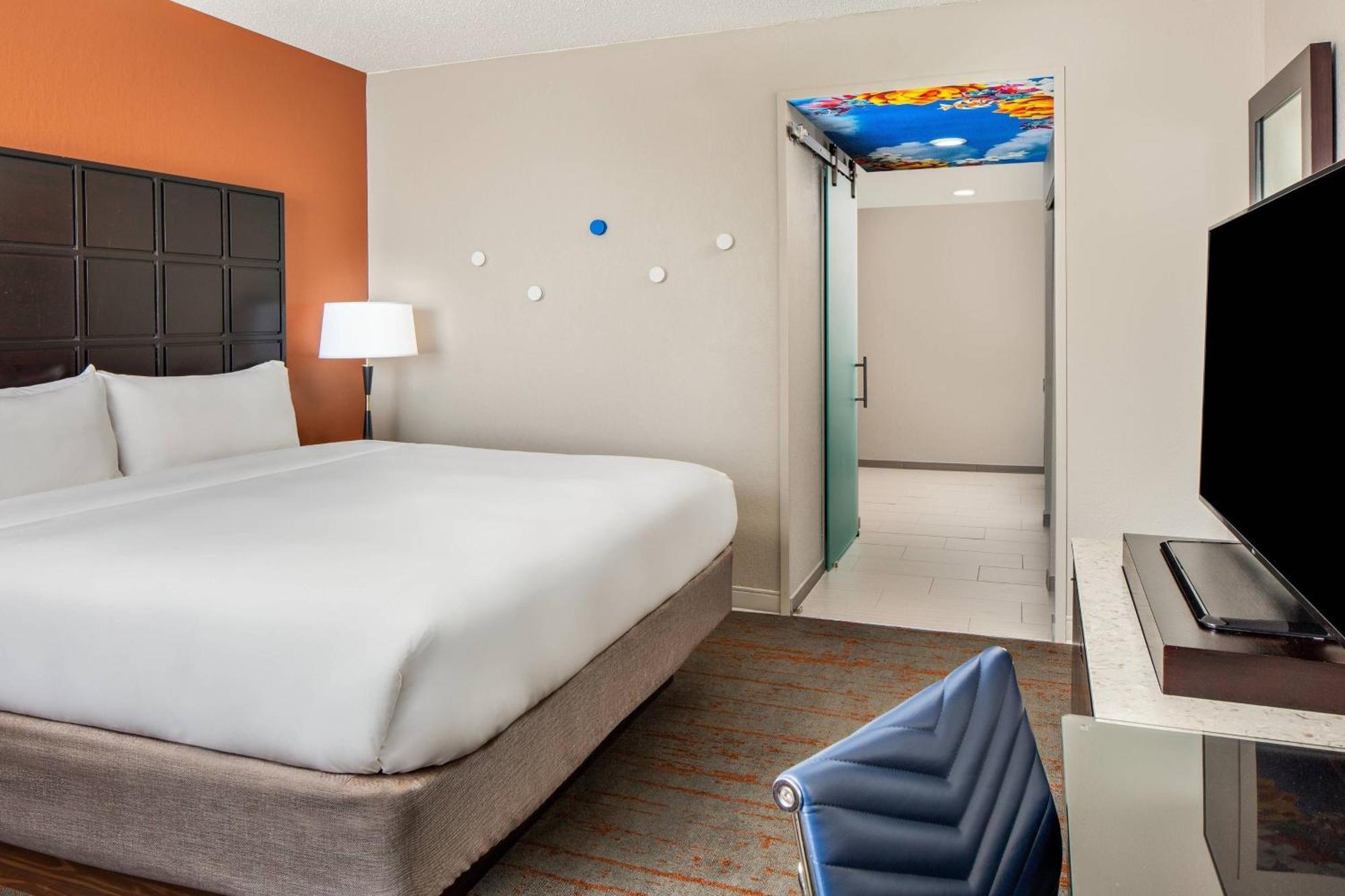 King Room
